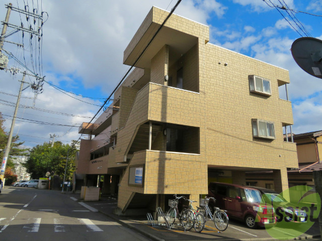 建物外観　仙台市青葉区子平町「サンコートクリスタル」