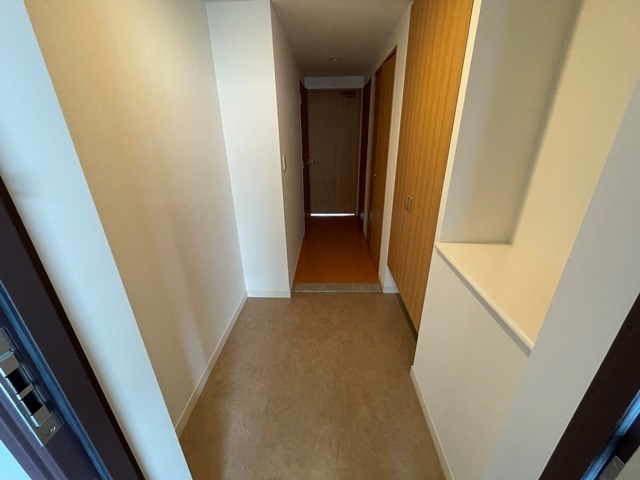 玄関　※別号室の写真です※