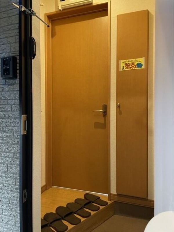 玄関　別号室の画像です。