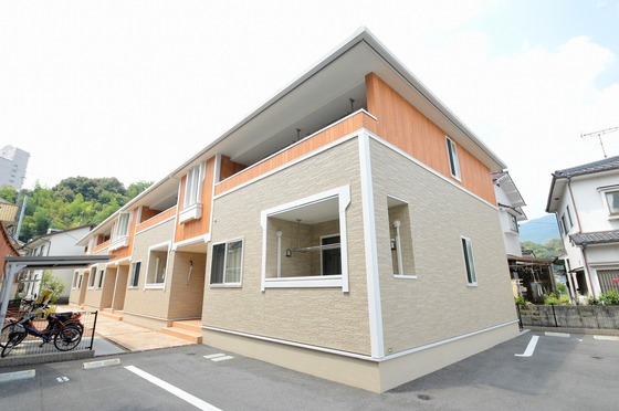 建物外観　深川小学校区内の築浅物件★