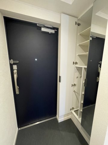 玄関　※参考写真