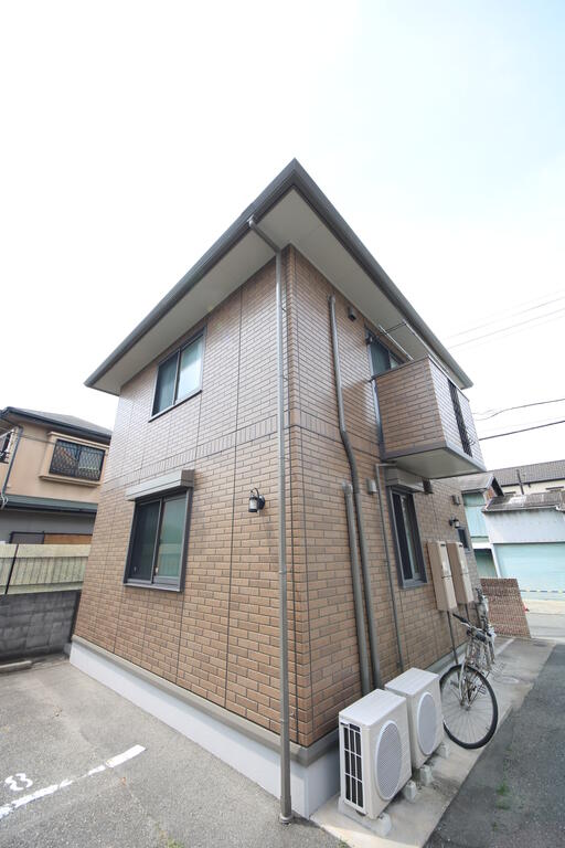 すみれハウスの外観写真