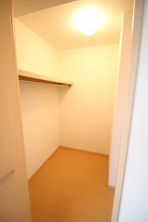 収納　洋室7帖、ウォークインクローゼットあります