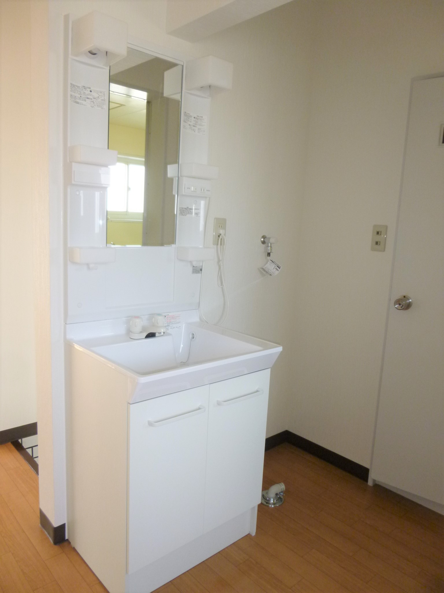 洗面設備　独立洗面台