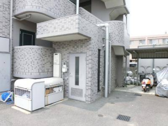 郵便局　海田大正町郵便局（郵便局）まで558m