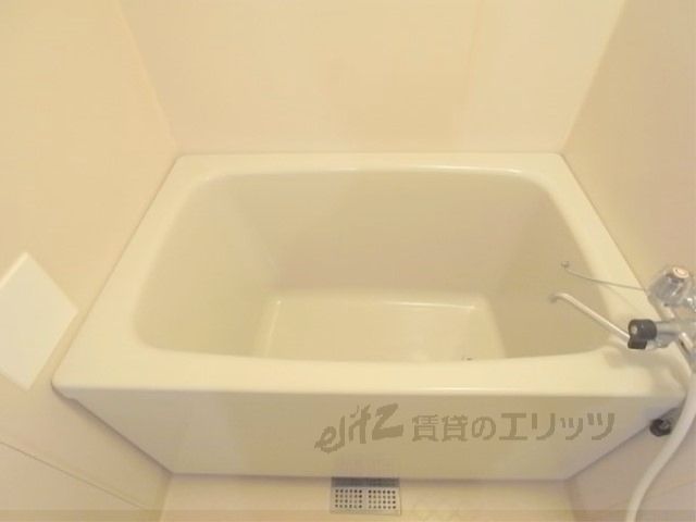 バス・シャワールーム　風呂