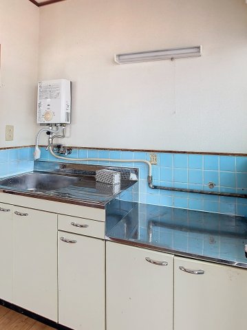 キッチン　現況を優先します。（撮影時期：2024年7月）