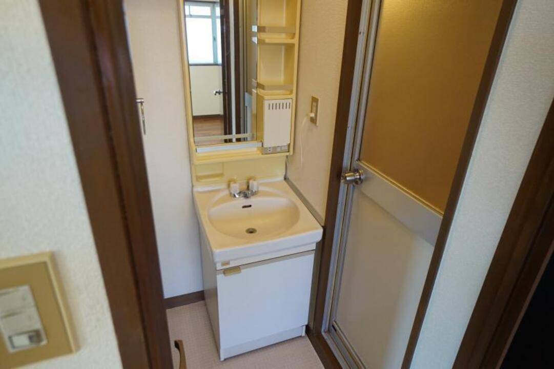 洗面設備　洗面所