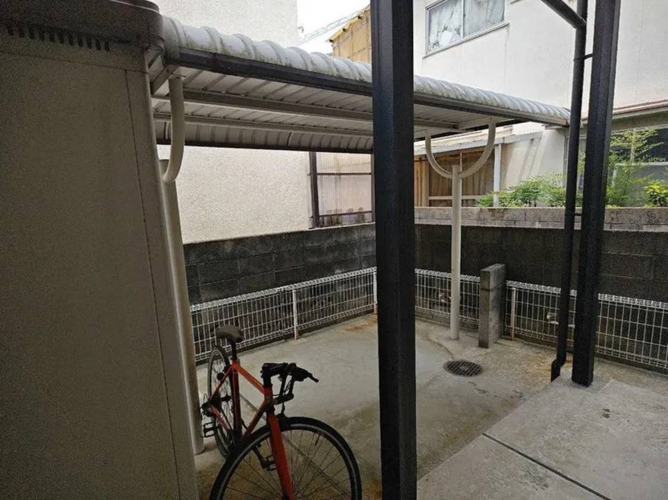 駐車場　駐輪場