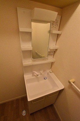 洗面設備　洗面脱衣所/シャワー付洗面台