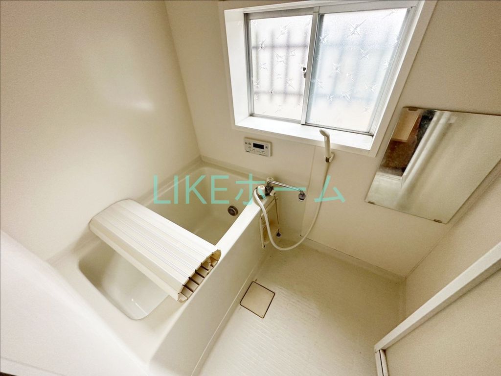 バス・シャワールーム　バス