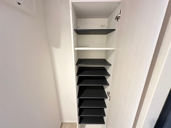 収納　※別部屋の写真です