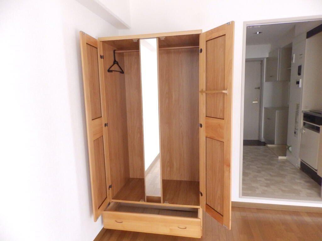 収納　タンス置いています