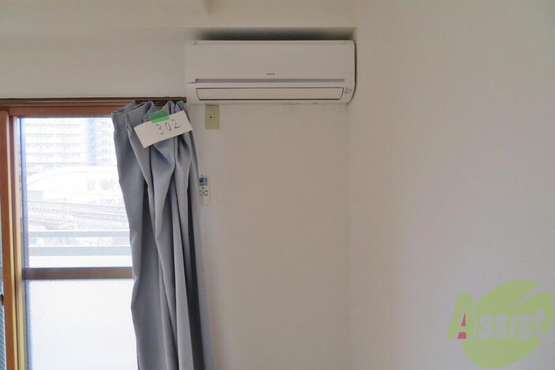 その他設備　エアコンがついて、引越初日から便利ですね。