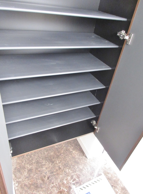 玄関　シューズボックス