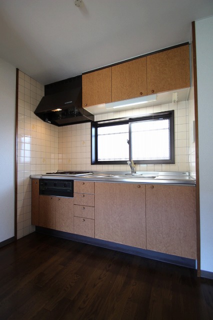 キッチン　同物件別室