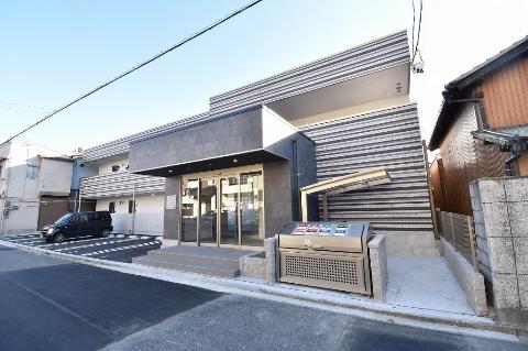 名古屋市中村区西米野町のマンションの建物外観