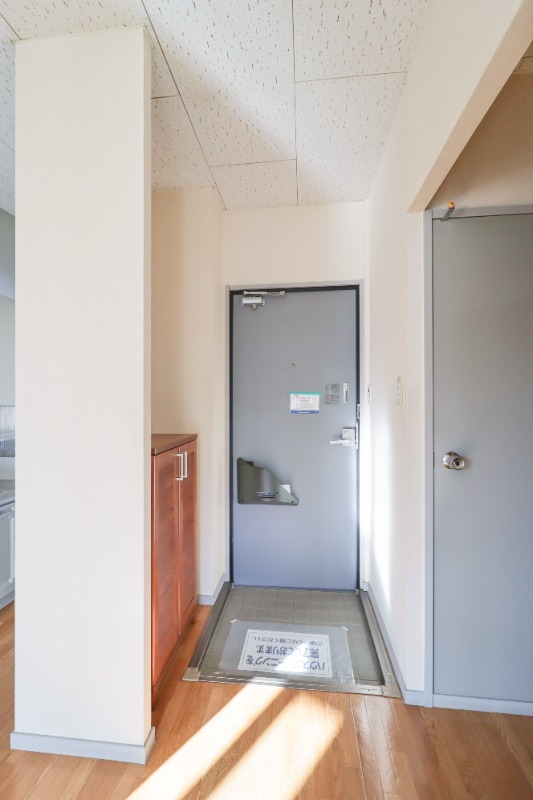 玄関　図面と現状に相違がある場合には現状を優先