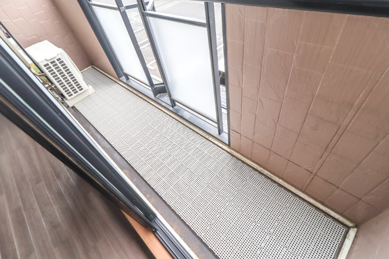 バルコニー　図面と現状に相違がある場合には現状を優先