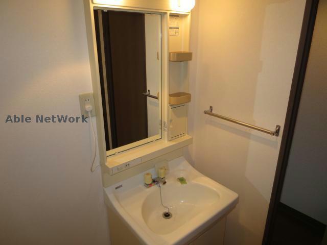 洗面設備　同型モデル