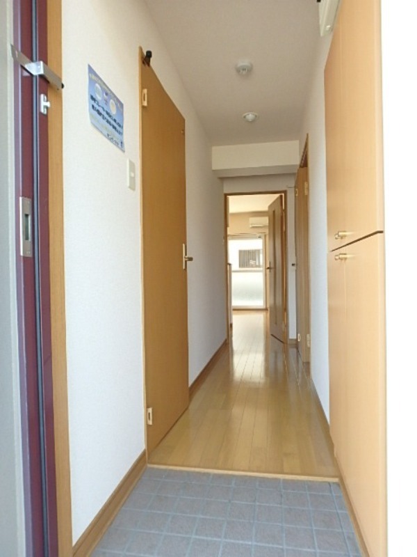 玄関　図面と現状に相違がある場合には現状を優先