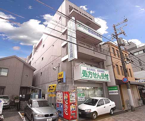 京都市左京区聖護院川原町のマンションの建物外観