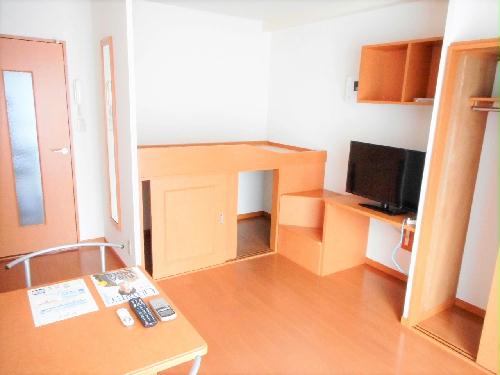 居室・リビング　フローリングのお部屋です