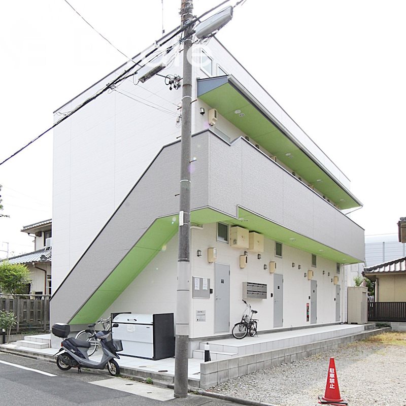 【名古屋市熱田区河田町のアパートの建物外観】