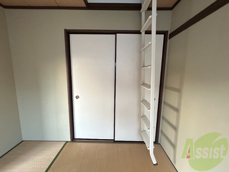 収納　収納はこちらをご利用ください。中の様子が気になります。