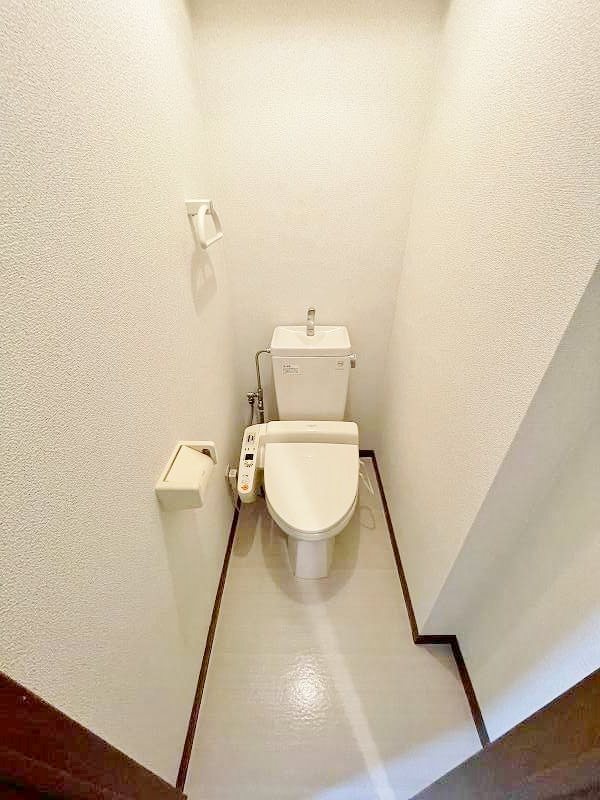 トイレ　★温水洗浄便座付きトイレ★