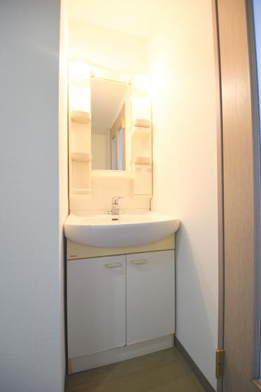 洗面設備　朝はここから！