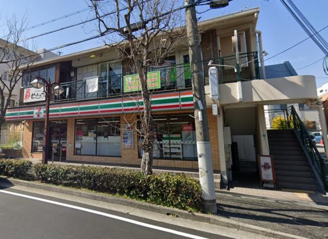 【芦屋市東山町のマンションのコンビニ】