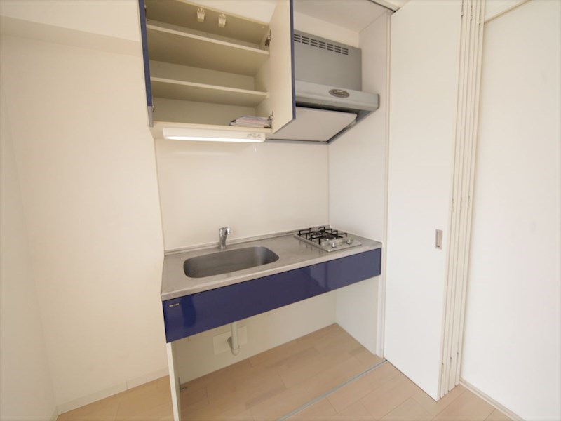 キッチン　システムキッチン（ガス2口コンロ付）