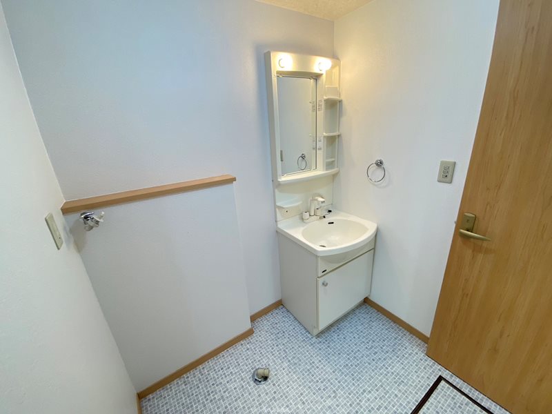 洗面設備　※他部屋参照・現況優先