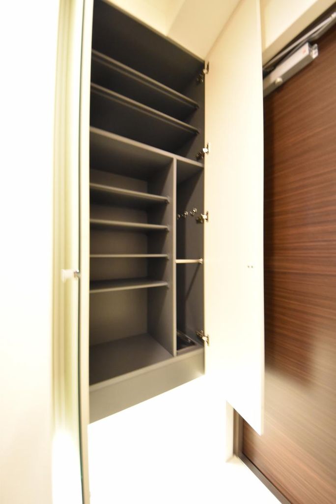 玄関　別部屋参照