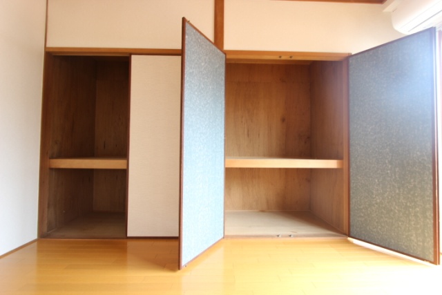 収納　同物件別号室の写真