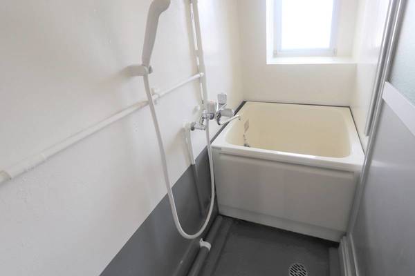 バス・シャワールーム　ビレッジハウスの同一物件・同一タイプの間取りの写真です