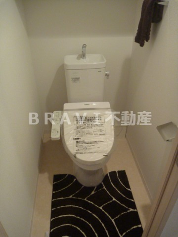 トイレ　【パークアクシス本町】ゆったりとした空間のトイレです