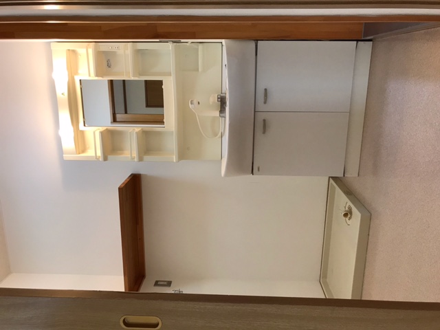 洗面設備　同物件の別部屋です