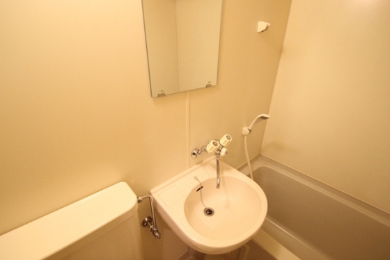 洗面設備　※別部屋の写真です