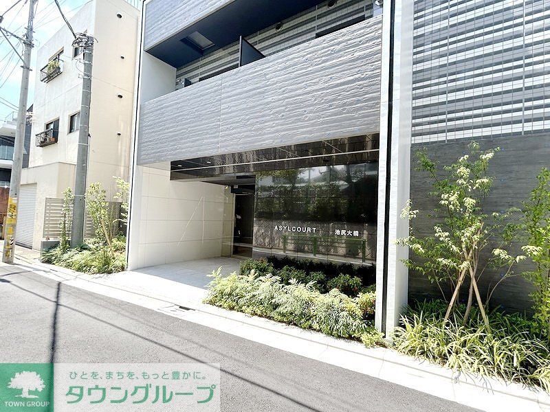 エントランス　部屋探しは株式会社　タウンハウジング　までお気軽にお問合せ…