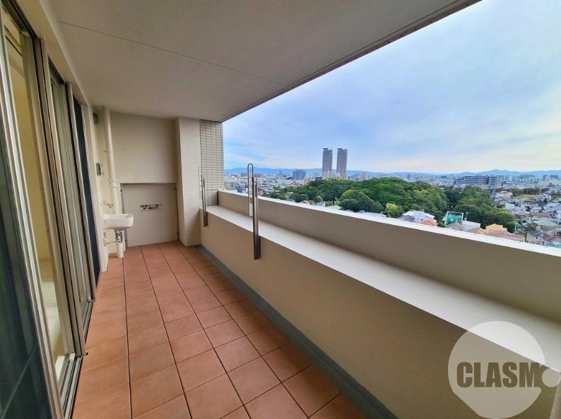 バルコニー　陽当たり良好♪