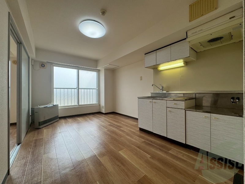 居室・リビング　広くてキレイなお部屋が広がっていて、充実した生活が送れそう。