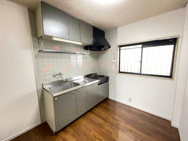 キッチン　２口ガスコンロ設置できます