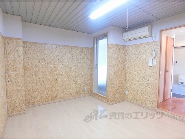 居室・リビング　洋室