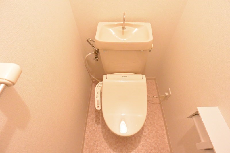 トイレ　トイレ