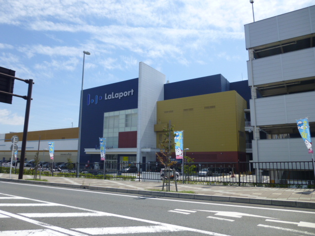 ショッピングセンター　三井ショッピングパーク ららぽーと磐田（ショッピングセンター）まで371m