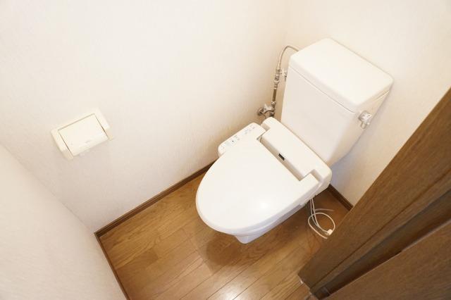 トイレ　トイレ