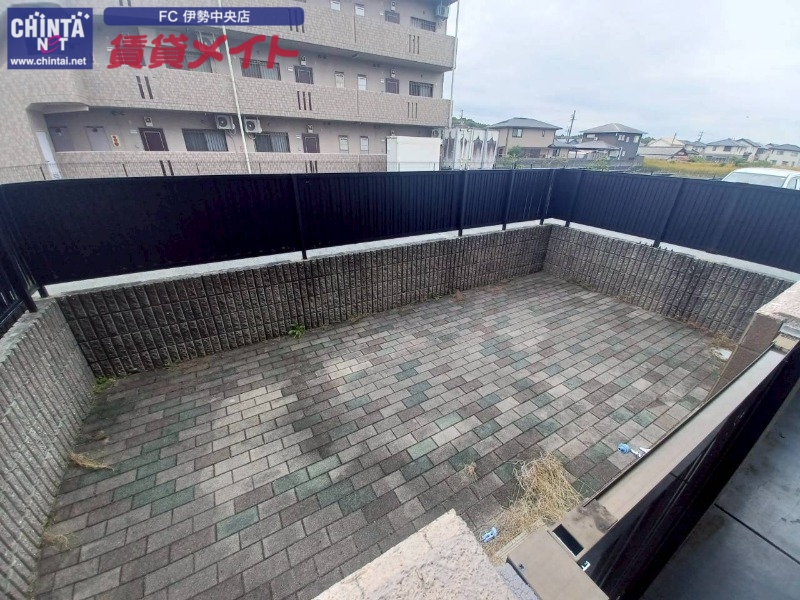 庭　同型反転参考写真