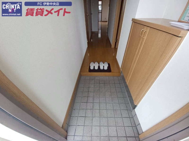 玄関　同型反転参考写真